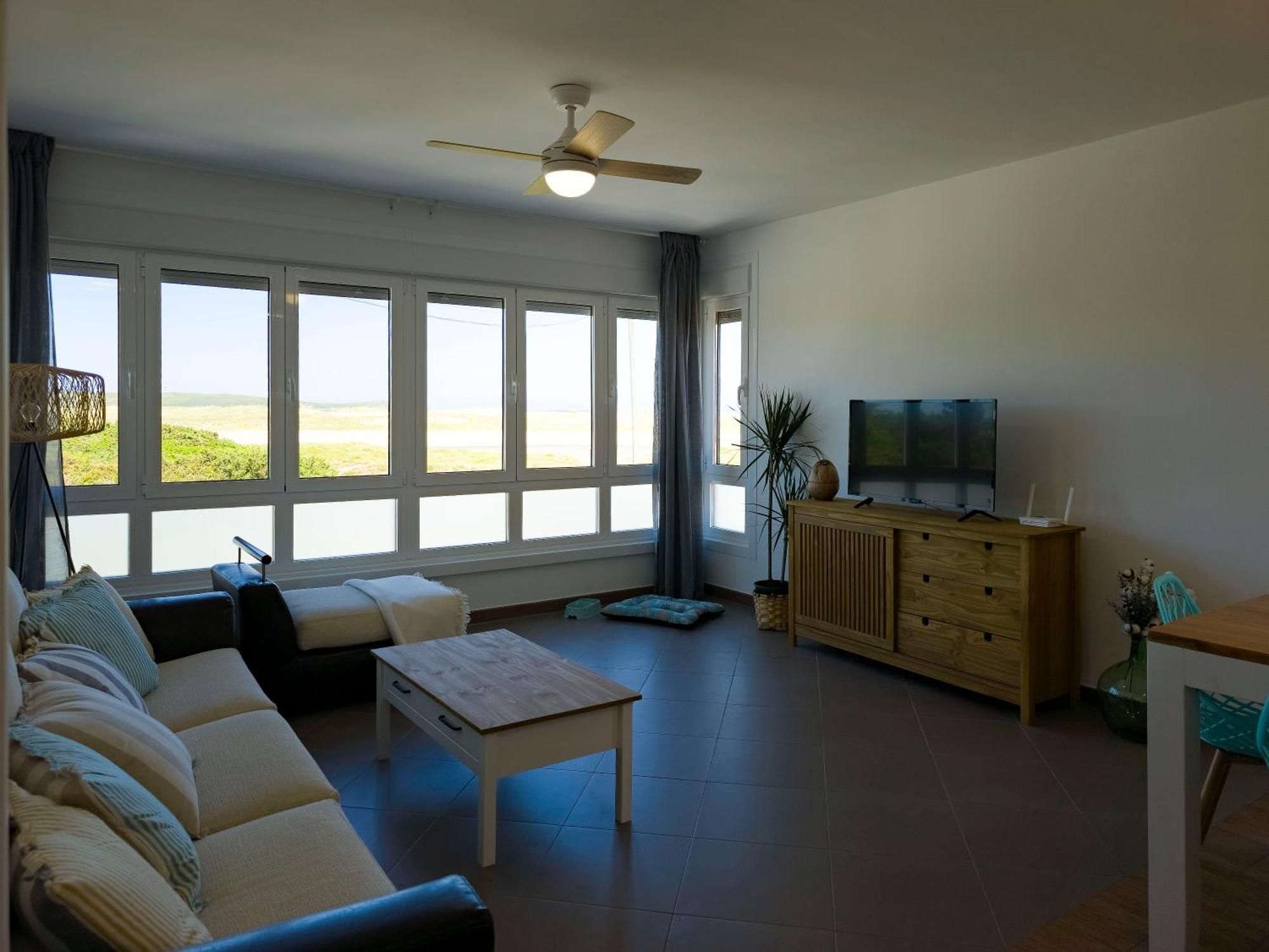 Apartamento O Lago Valdoviño Exteriör bild